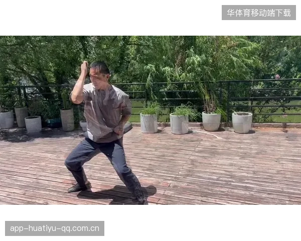 拳击奇迹：连续七拳致胜的惊人瞬间揭秘